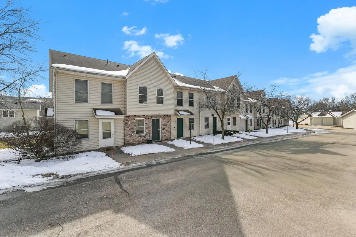 4177 Cj Circle Se, Prior Lake, MN 55372 - #1