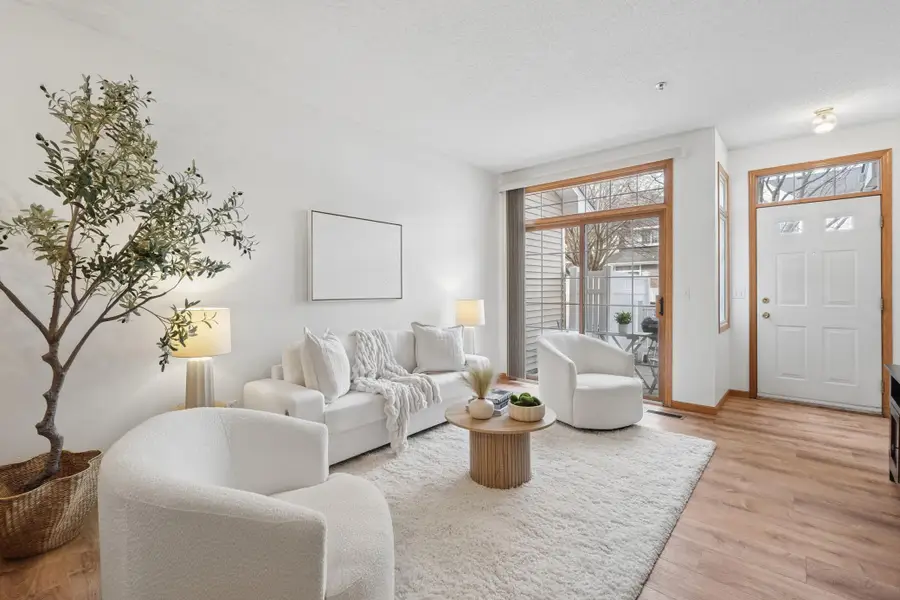 17878 Cobblestone Way, Eden Prairie, MN 55347 - #3