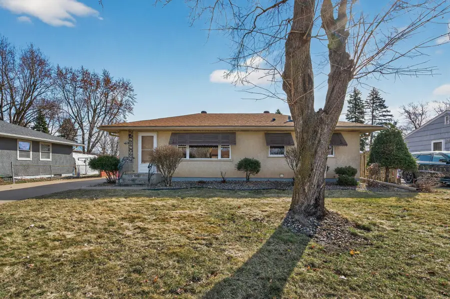 2724 Mcknight Road N, Saint Paul, MN 55109 - #2