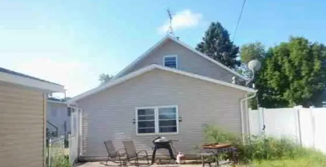 171 3rd Street N, Casselton, ND 58012 - #2