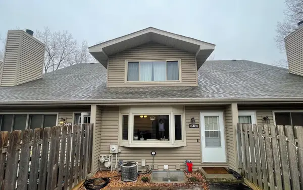 5461 E Brenner Pass, Minneapolis, MN 55432