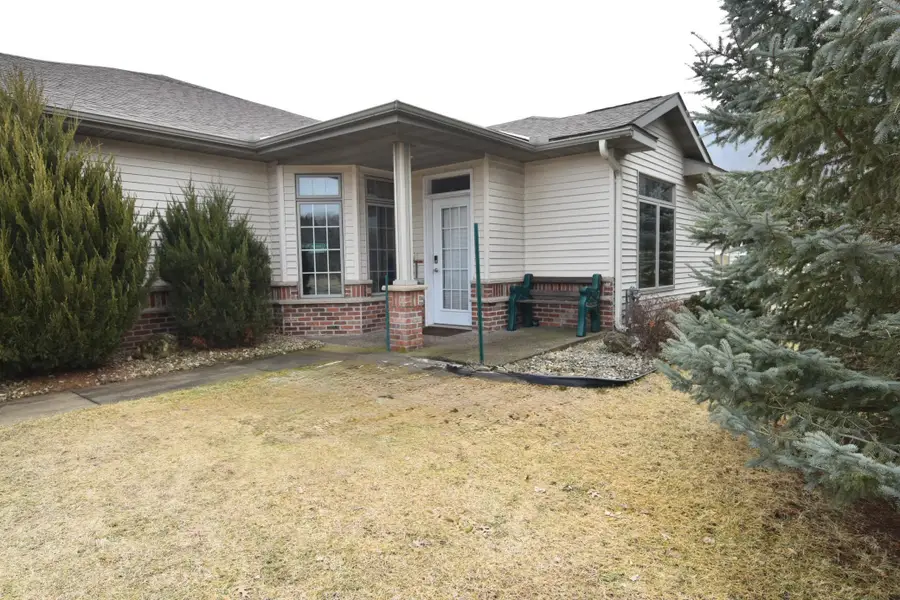 673 Crimson Way, Lake City, MN 55041 - #2