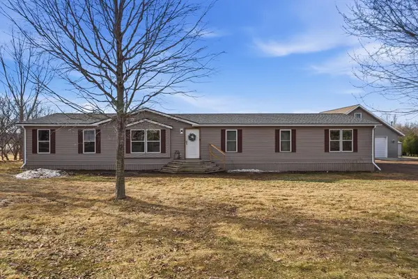 40463 442nd Street, Sauk Centre, MN 56378