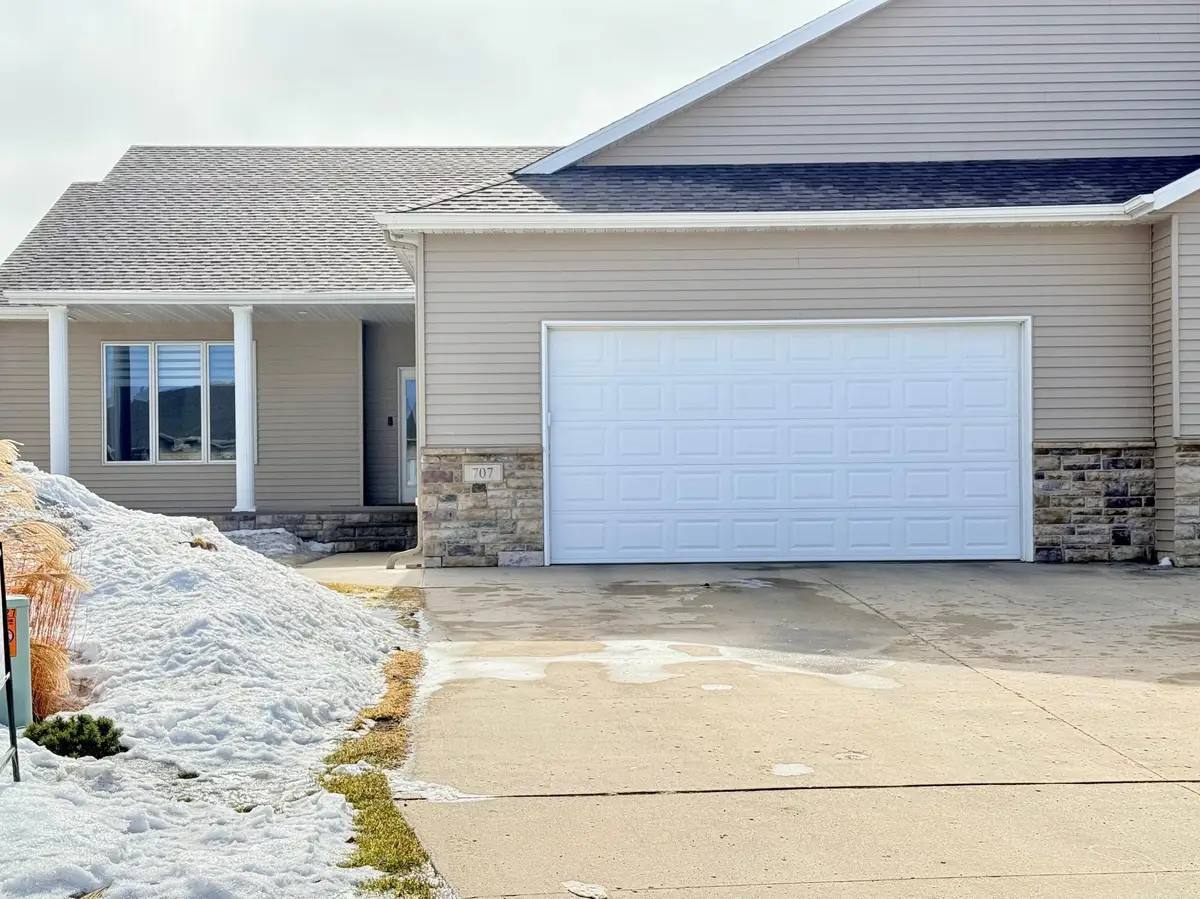 707 43rd Avenue S, Moorhead, MN 56560 - #1