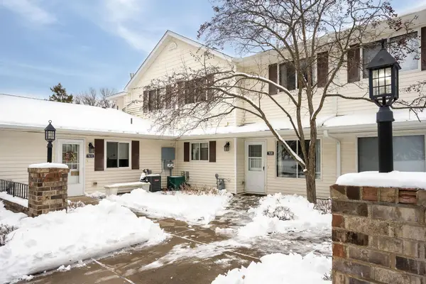 7630 13th Street N, Saint Paul, MN 55128