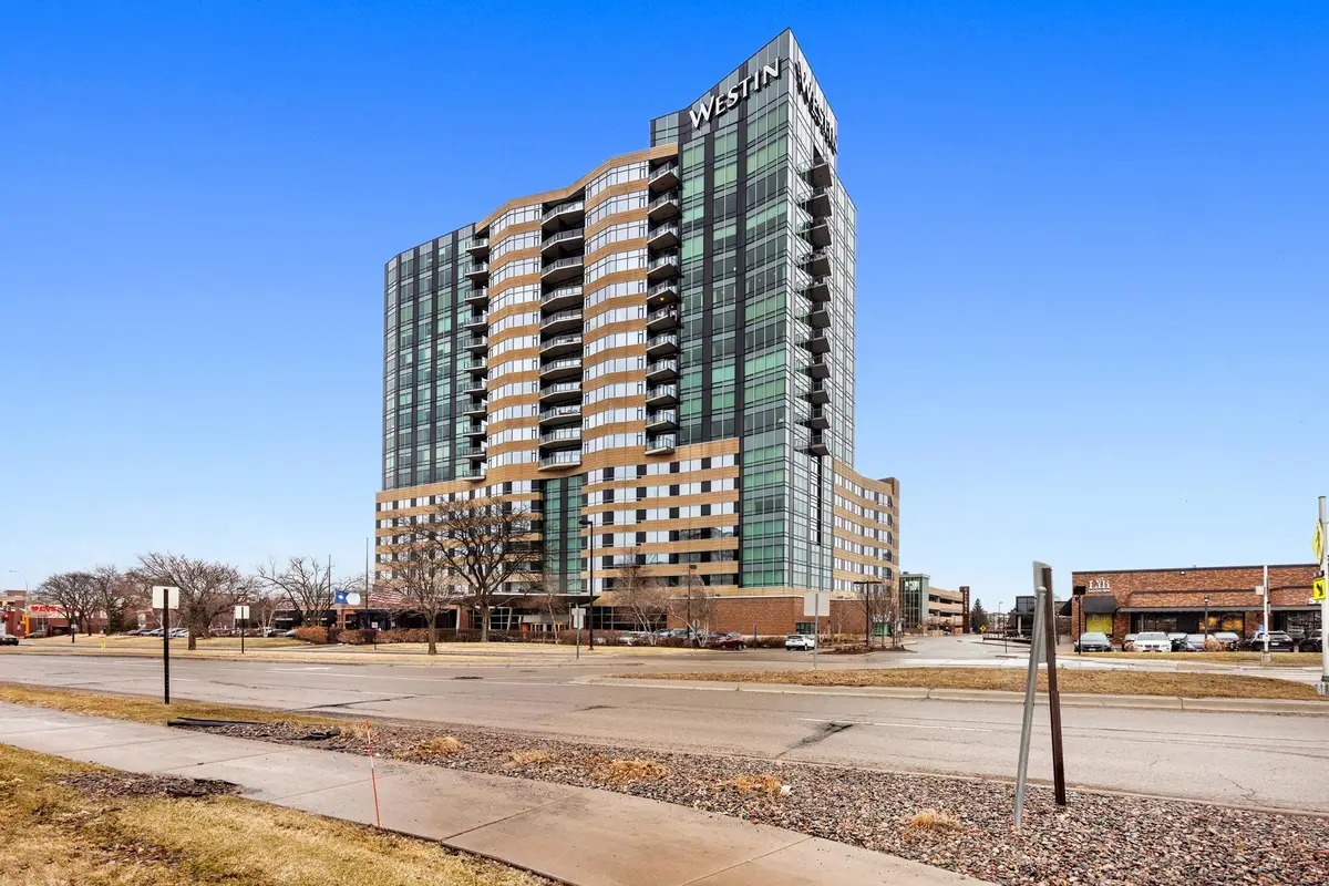 3209 Galleria #1302, Minneapolis, MN 55435 - #1