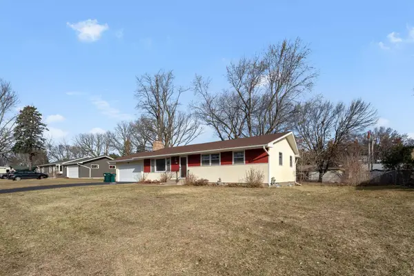 4831 104th Lane Ne, Circle Pines, MN 55014