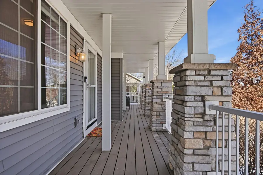 138 Willoughby Way W, Hopkins, MN 55305 - #2