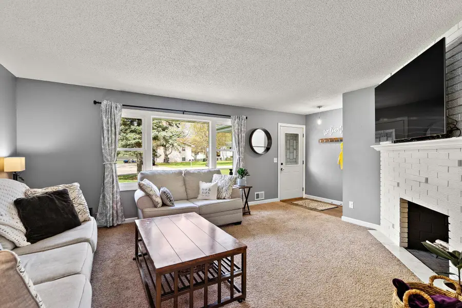 1507 Quebec Avenue N, Champlin, MN 55316 - #3