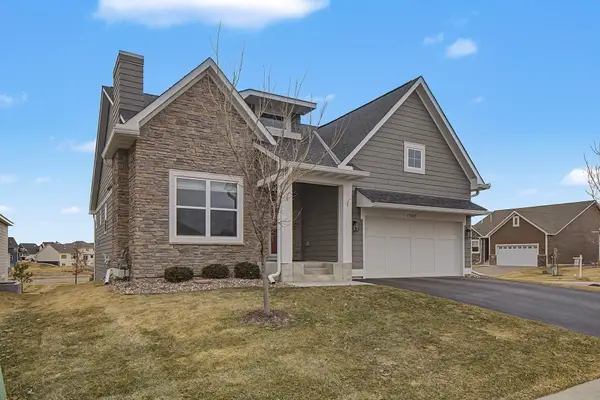 17917 Gresford Lane, Lakeville, MN 55044