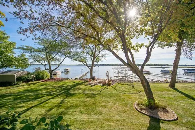 8839 N Shore Trail N, Forest Lake, MN 55025 - #2