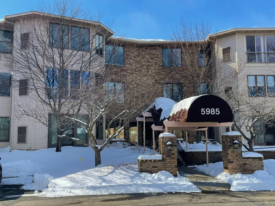5985 Rowland Road #204, Minnetonka, MN 55343 - #2