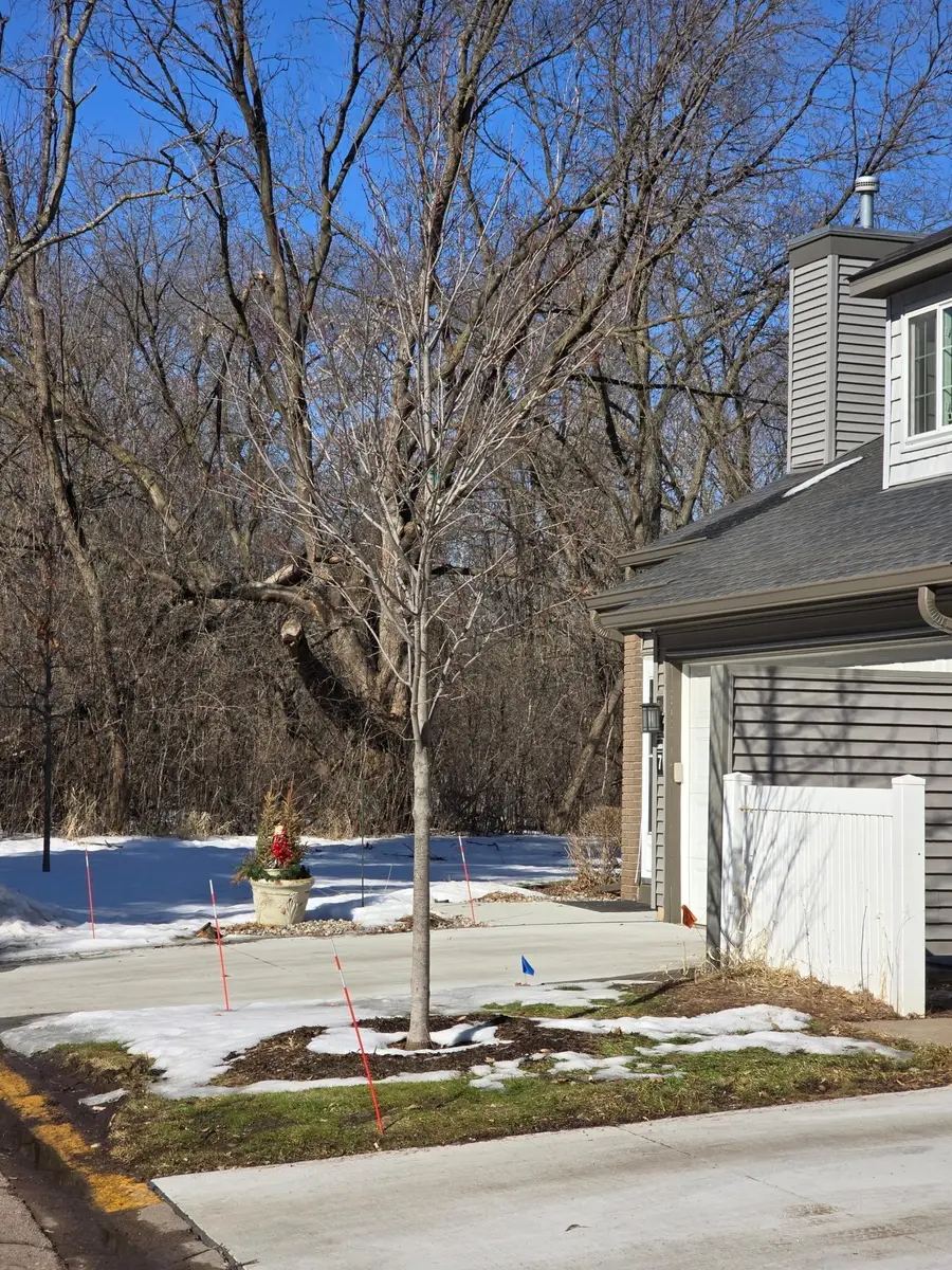 9935 Russell Avenue N #7, Minneapolis, MN 55444 - #2