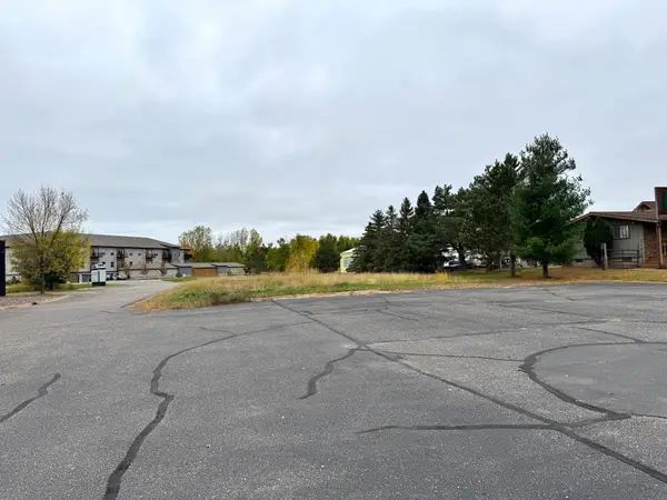 15537 Edgewood Dr, Baxter, MN 56401