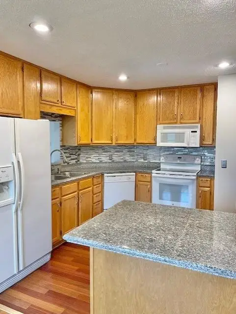 14289 Estates Avenue, Apple Valley, MN 55124 - #2