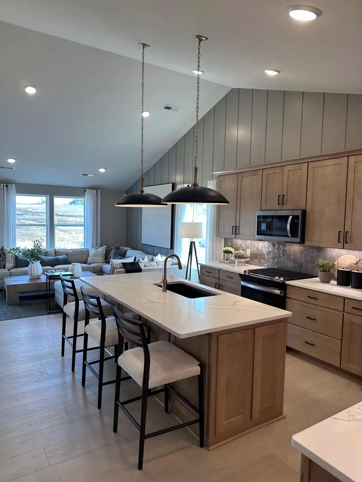 8852 63rd Street S, Cottage Grove, MN 55016 - #1