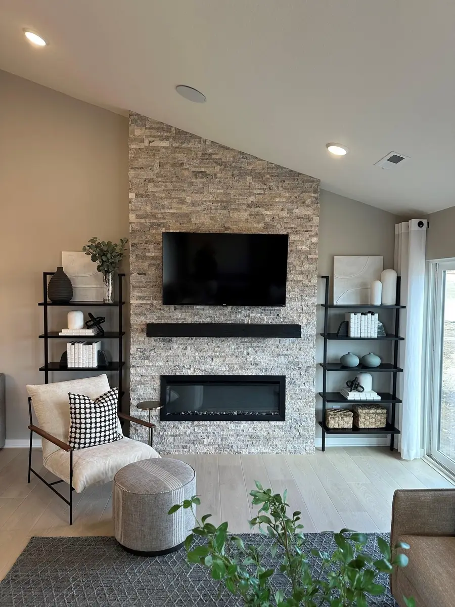 8852 63rd Street S, Cottage Grove, MN 55016 - #3