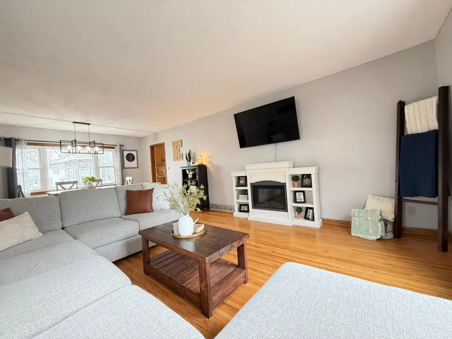 616 Lynn Road Sw, Hutchinson, MN 55350 - #2