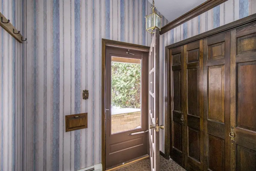 1517 Albert Street N, Saint Paul, MN 55108 - #2