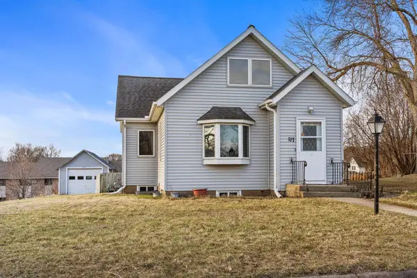117 W Van Dusen Street, Springfield, MN 56087