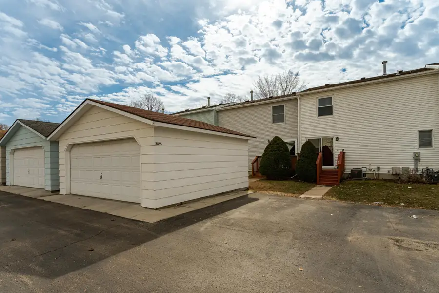 2855 24th Street Nw, Rochester, MN 55901 - #2