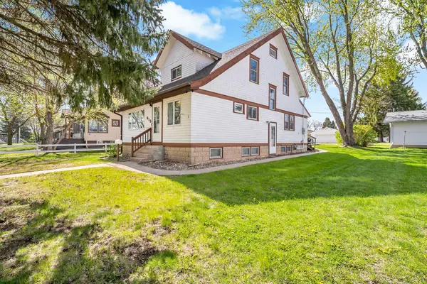 615 7th Street, Kenyon, MN 55946