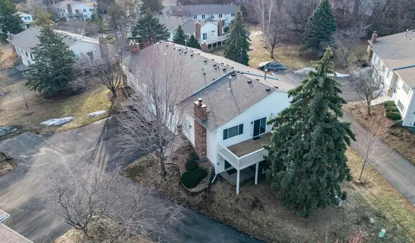 1711 W 140th Street, Burnsville, MN 55337