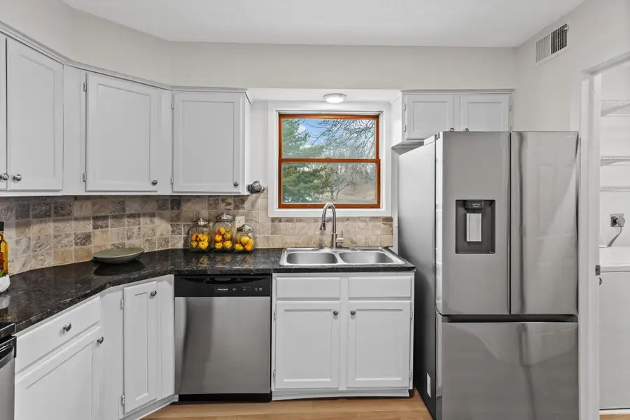 14271 Bedford Drive, Eden Prairie, MN 55346 - #3