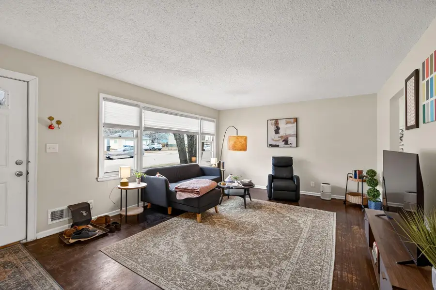 4001 5th Avenue S, Minneapolis, MN 55409 - #2