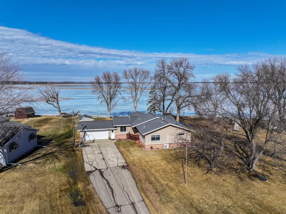 208 King Street W, Osakis, MN 56360 - #1