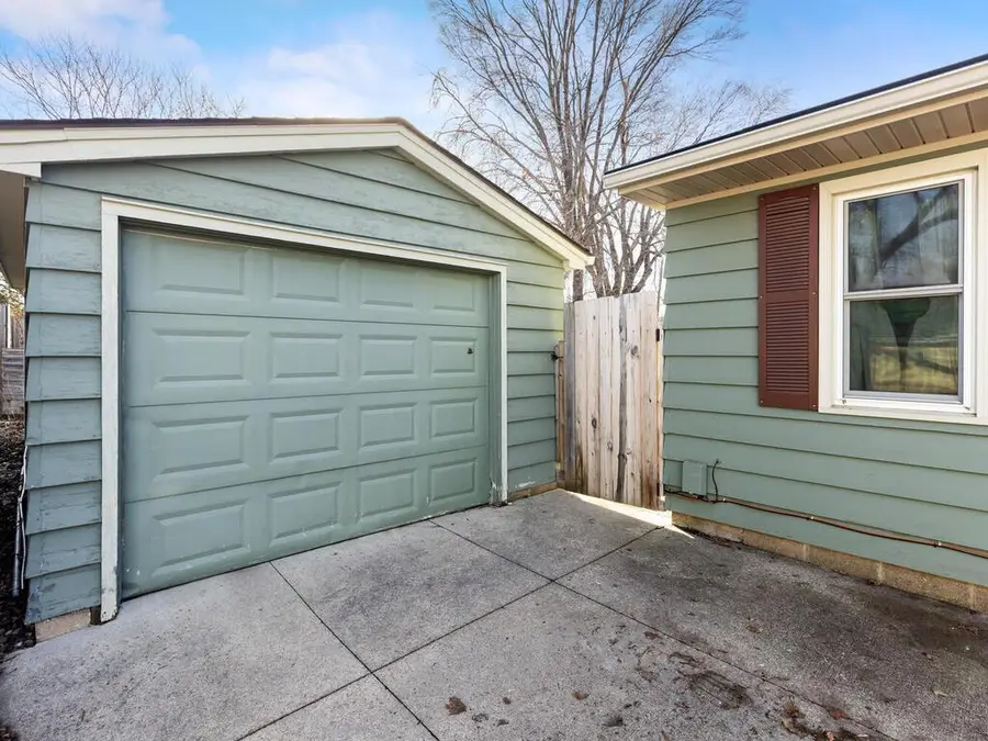 817 Harriet Avenue, Owatonna, MN 55060 - #2