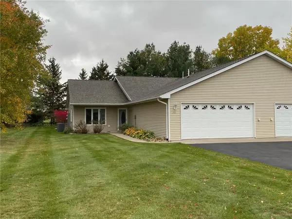 370 Creekview Court, Baldwin, WI 54002