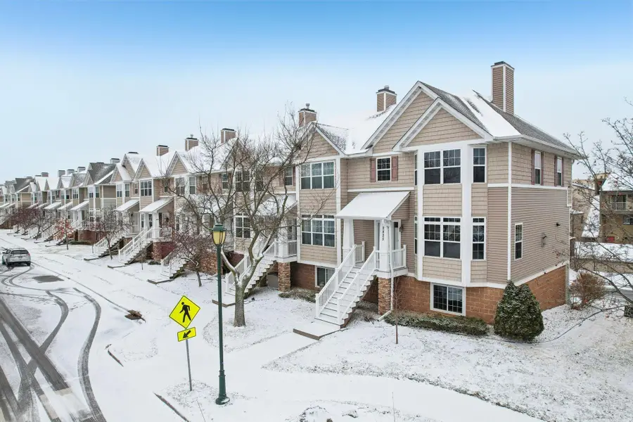 2821 Arona Street, Saint Paul, MN 55113 - #3