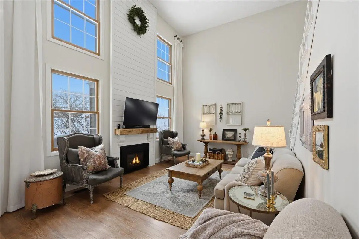 8055 Curtis Lane, Eden Prairie, MN 55347 - #1