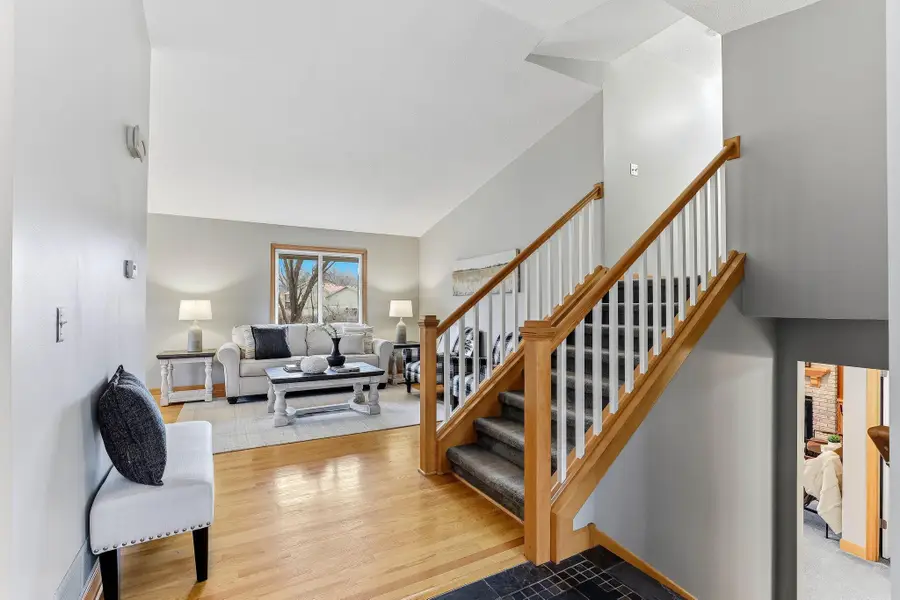 15008 1st Avenue S, Burnsville, MN 55306 - #3