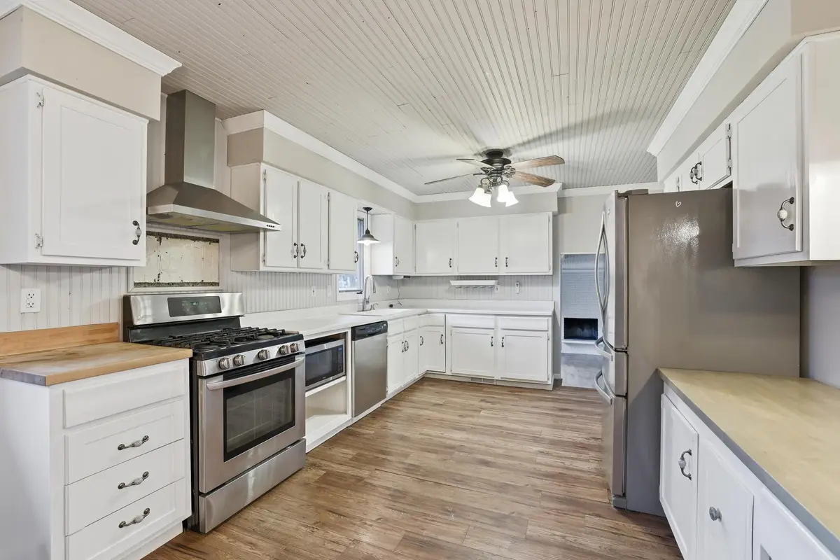 4497 S Oak Leaf Court, Vadnais Heights, MN 55127 - #1