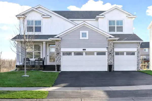 7121 208th Street N, Forest Lake, MN 55025