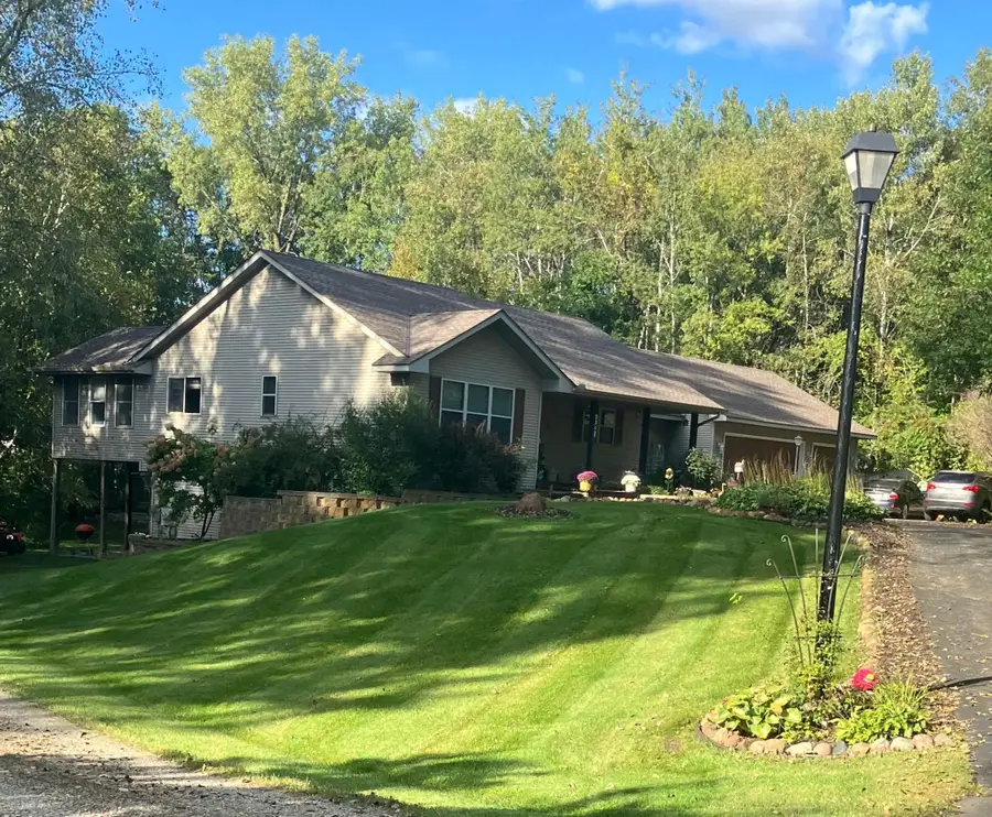 3301 222nd Lane Nw, Anoka, MN 55303 - #3