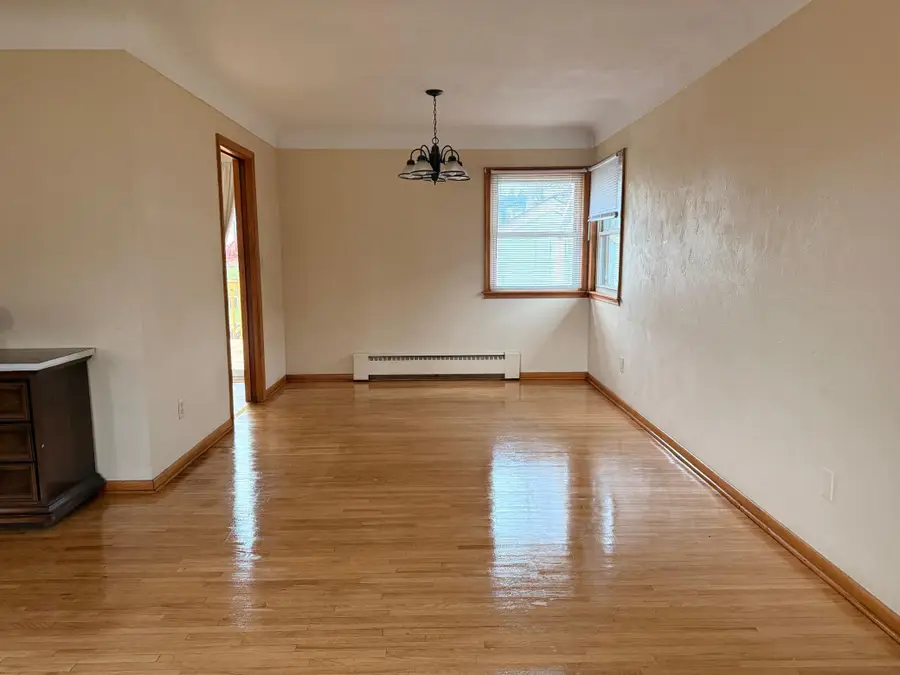 2035 California Avenue E, Saint Paul, MN 55119 - #3