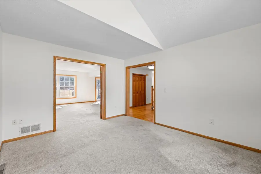 952 Moonlight Drive, Woodbury, MN 55125 - #3