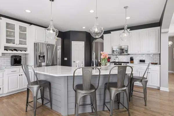 20643 Hazelwood Trail, Lakeville, MN 55044