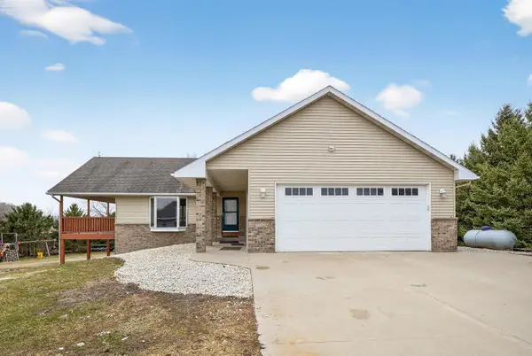 72329 320th Street, Racine, MN 55967