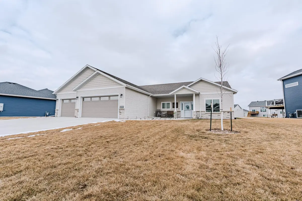 1845 67th Avenue S, Fargo, ND 58104 - #1