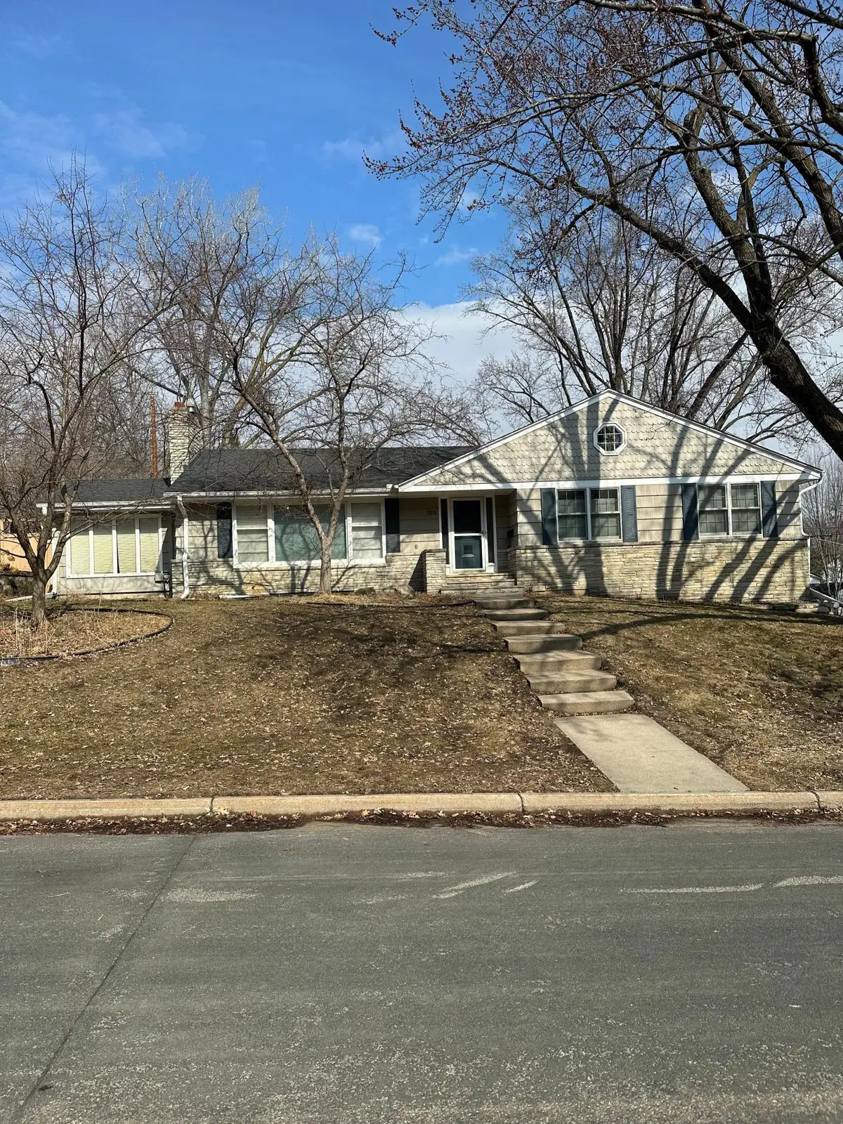 5216 Hollywood Road, Minneapolis, MN 55436 - #1