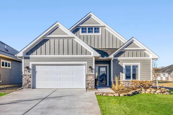 6717 Bellflower Drive, Minnetrista, MN 55331