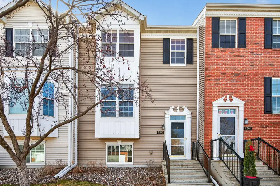 8506 Grove Circle, Shakopee, MN 55379 - #2
