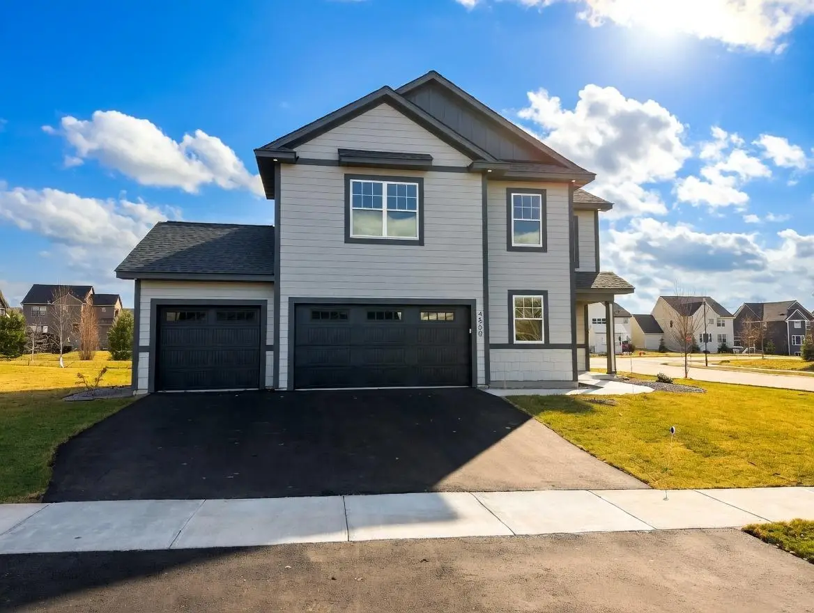 4550 Savanna Trail, Chaska, MN 55318 - #1