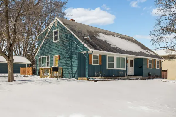 605 Cresthaven Drive, South Saint Paul, MN 55075