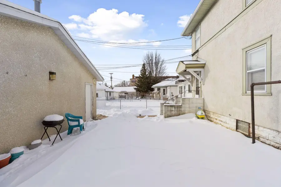 133 8th Avenue S, South Saint Paul, MN 55075 - #3