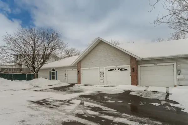 1935 Cabernet Lane Nw, Rochester, MN 55901